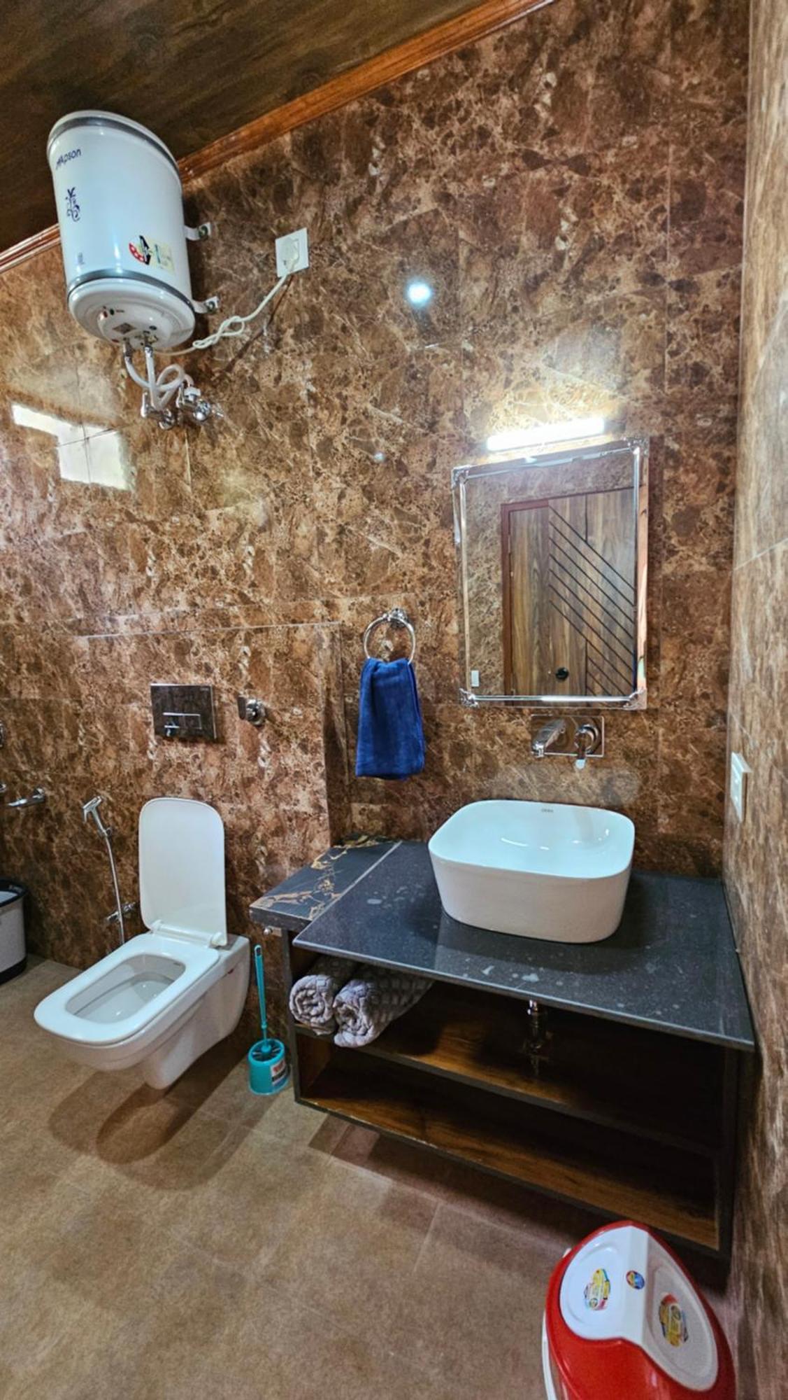 On The Rocks Hotel กัสซอลี ภายนอก รูปภาพ
